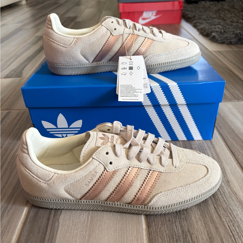 Women’s Adidas Samba OG LE Shoes - Off White Copper Metallic JQ2106 - Picture 3 of 7